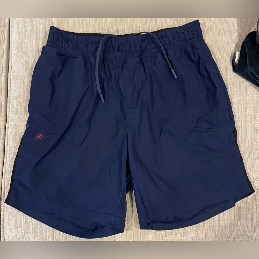 Rhone men’s shorts, navy, size small